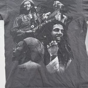 Bob Marley Men's Grey and Black T-shirt